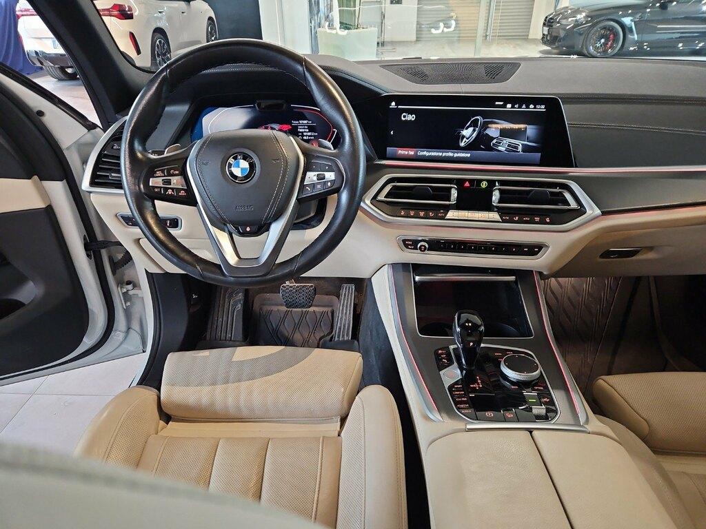 BMW X5 xdrive30d mhev 48V xLine auto