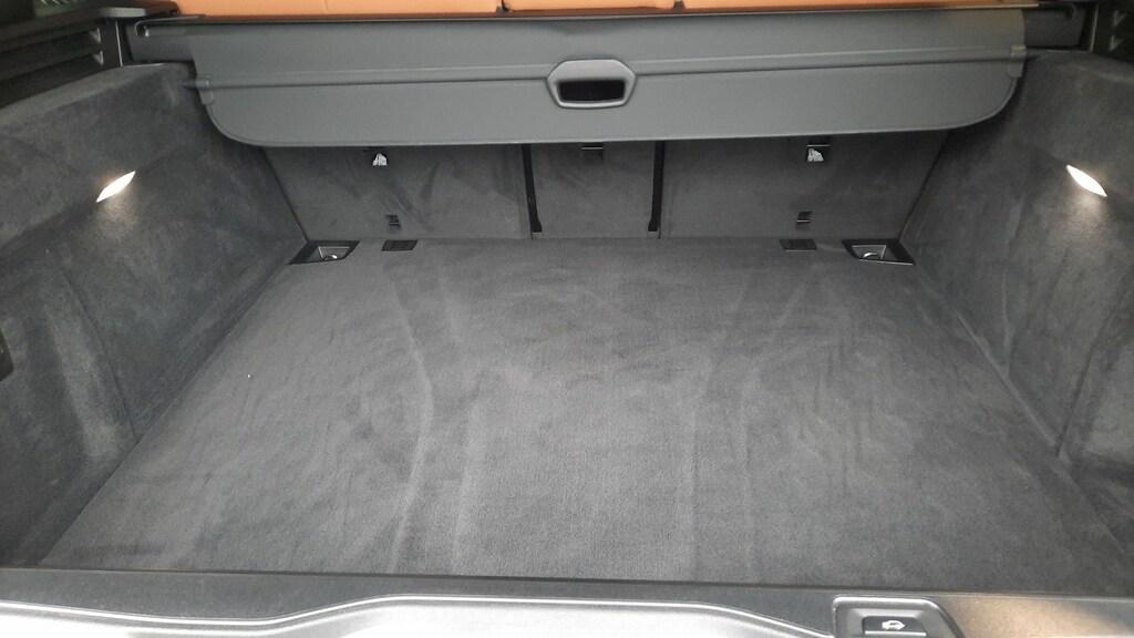 BMW X5 xdrive30d mhev 48V xLine auto