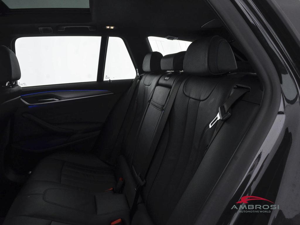 BMW Serie 5 520d Touring mhev Msport auto