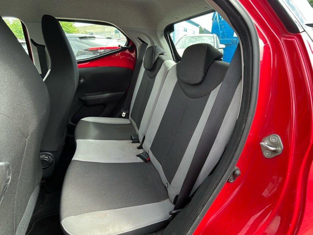 Toyota Aygo 1.0 x-play 5p my15