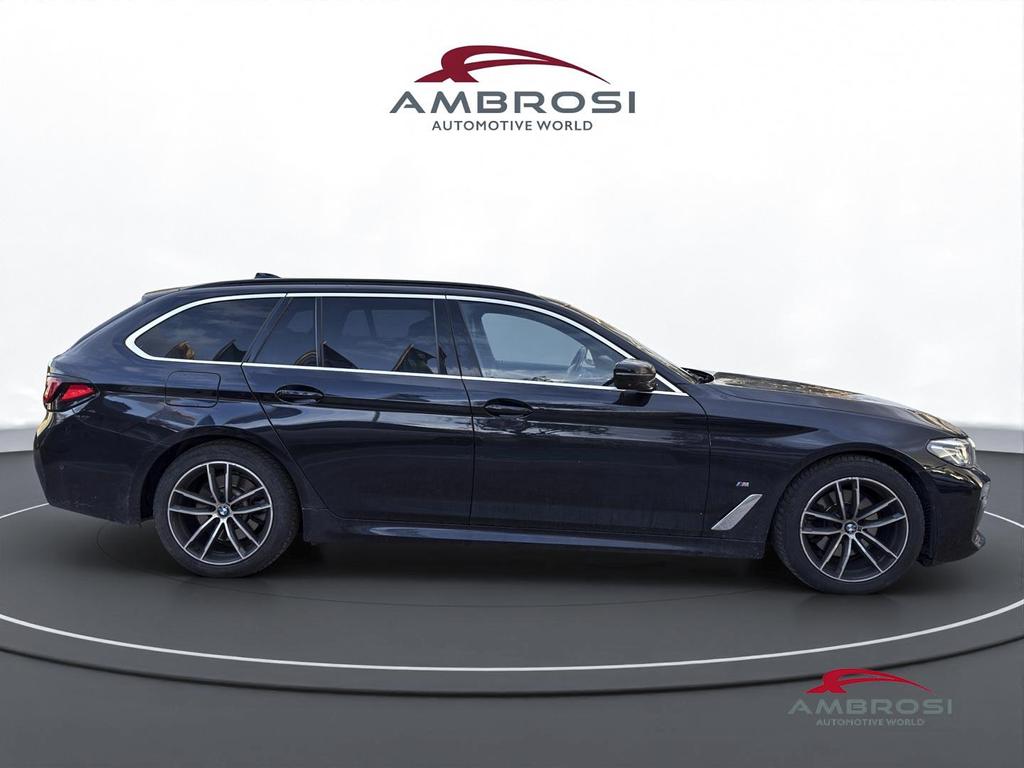 BMW Serie 5 520d Touring mhev 48V xdrive Msport auto