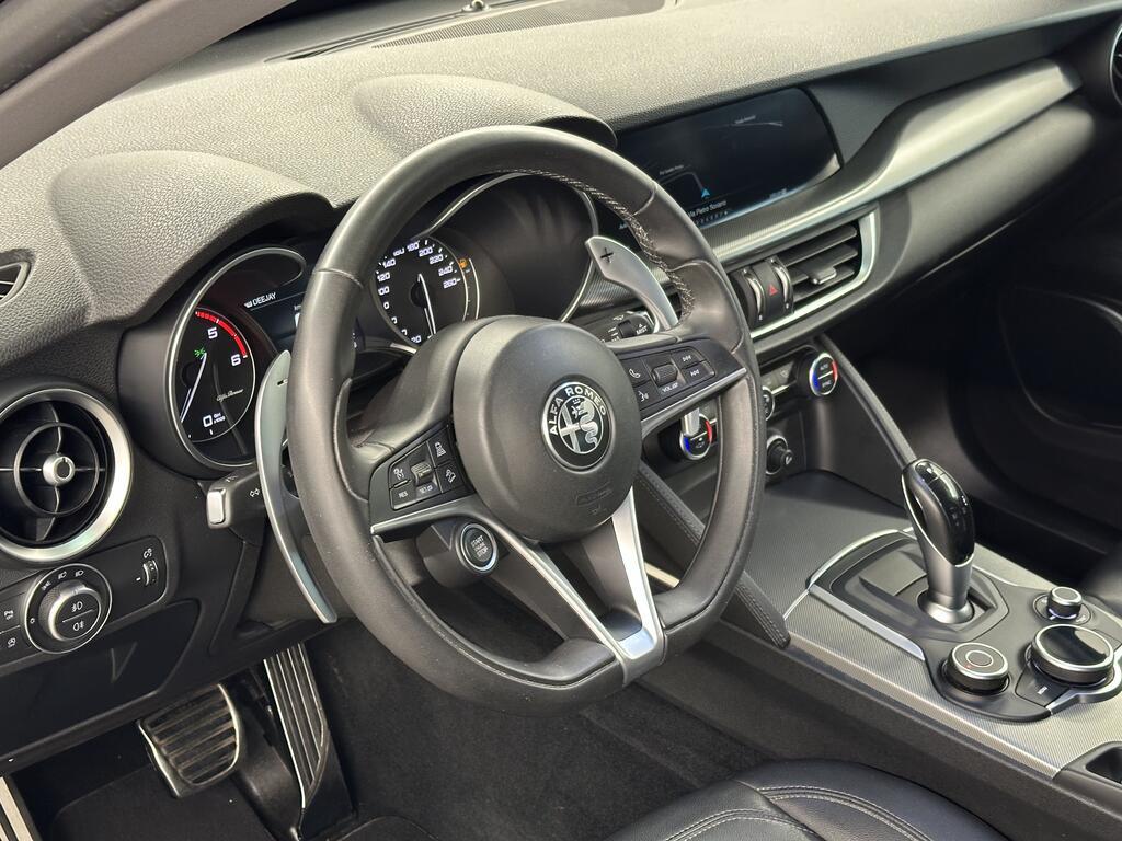 Alfa Romeo Stelvio 2.2 t Lusso Q4 210cv auto