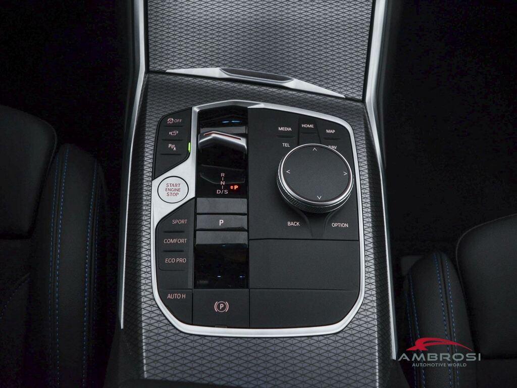 BMW Serie 3 320d mhev 48V Msport auto
