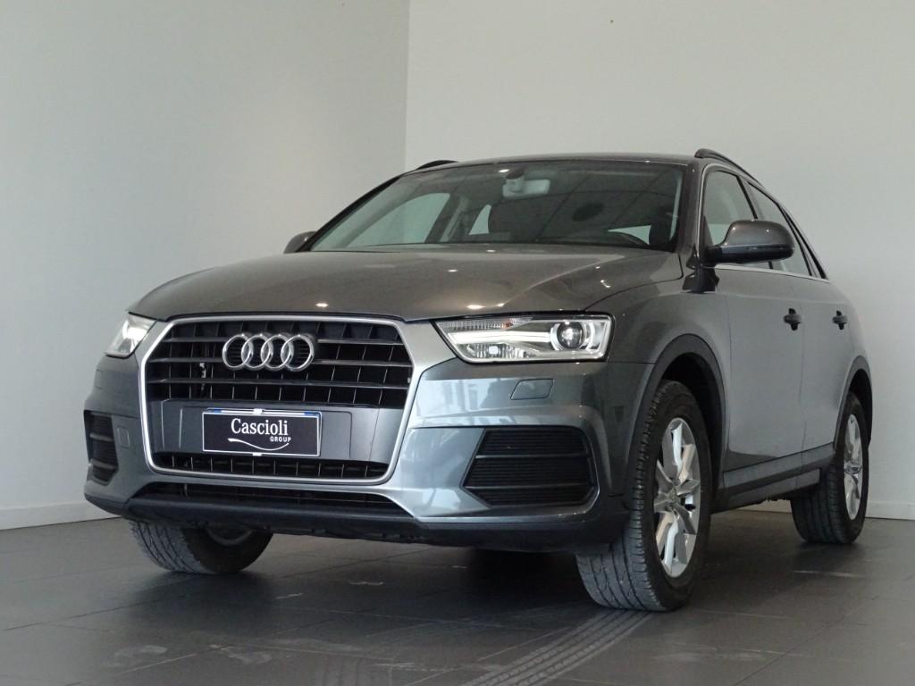 Audi Q3 2.0 tdi Business 120cv