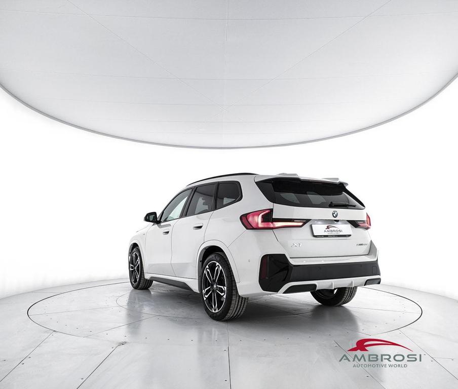 BMW X1 xdrive20d mhev 48V auto