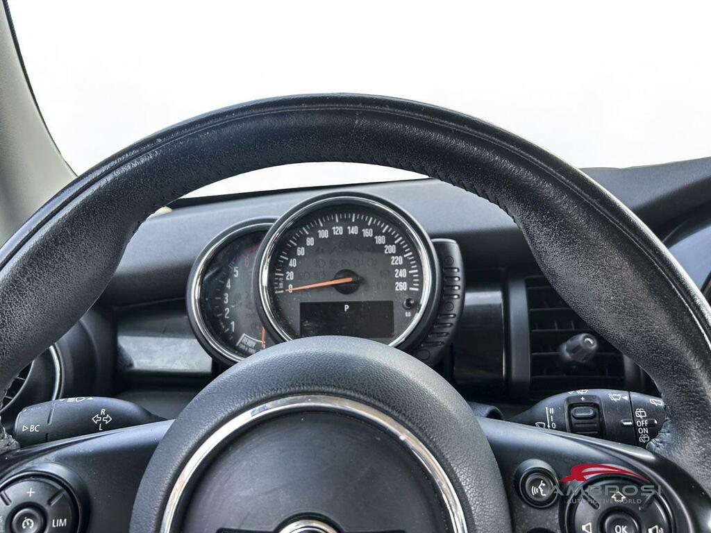 Mini Cooper D 1.5 D Cooper D Hype Auto