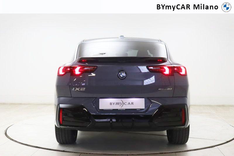 BMW iX2 edrive 20 MSport