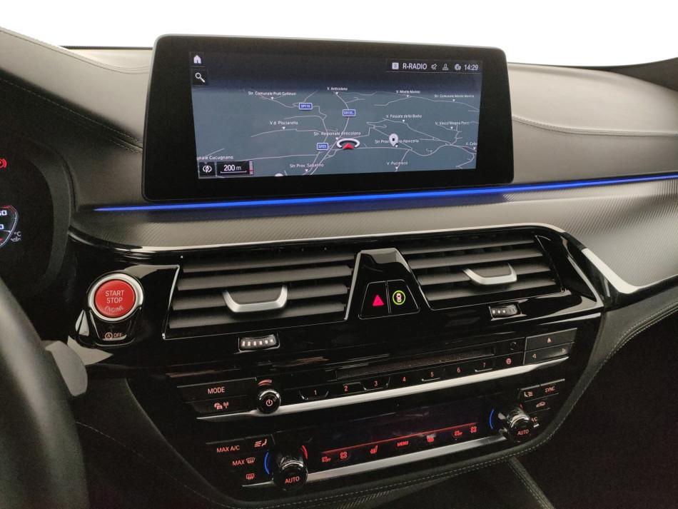 BMW M5 4.4 V8 600cv auto my18
