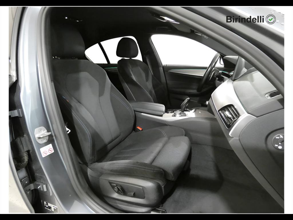 BMW Serie 5 520d mhev 48V xdrive Msport auto