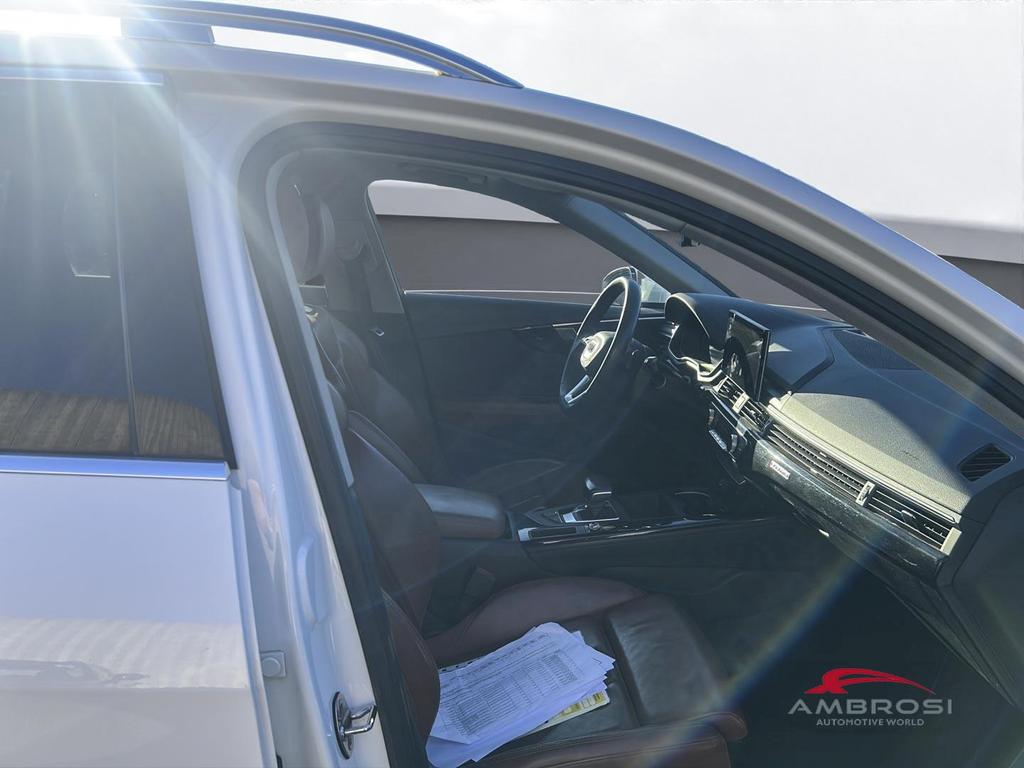 Audi A4 Allroad 40 2.0 tdi mhev Identity Contrast quattro 204cv s-tronic