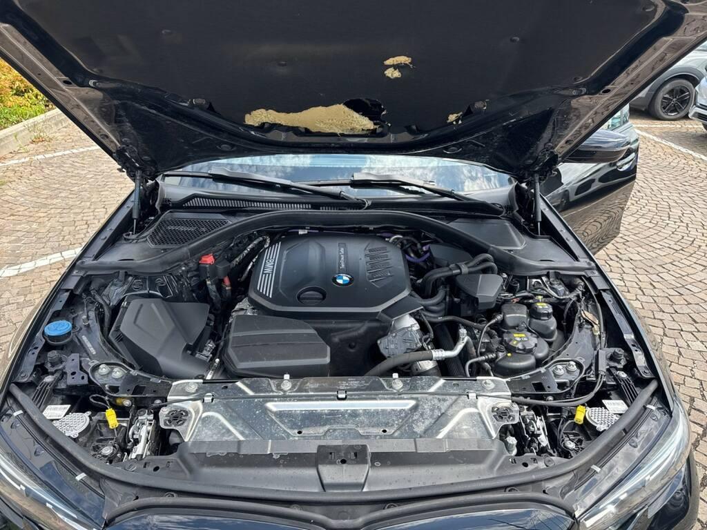 BMW Serie 3 318d Touring mhev 48V Msport auto