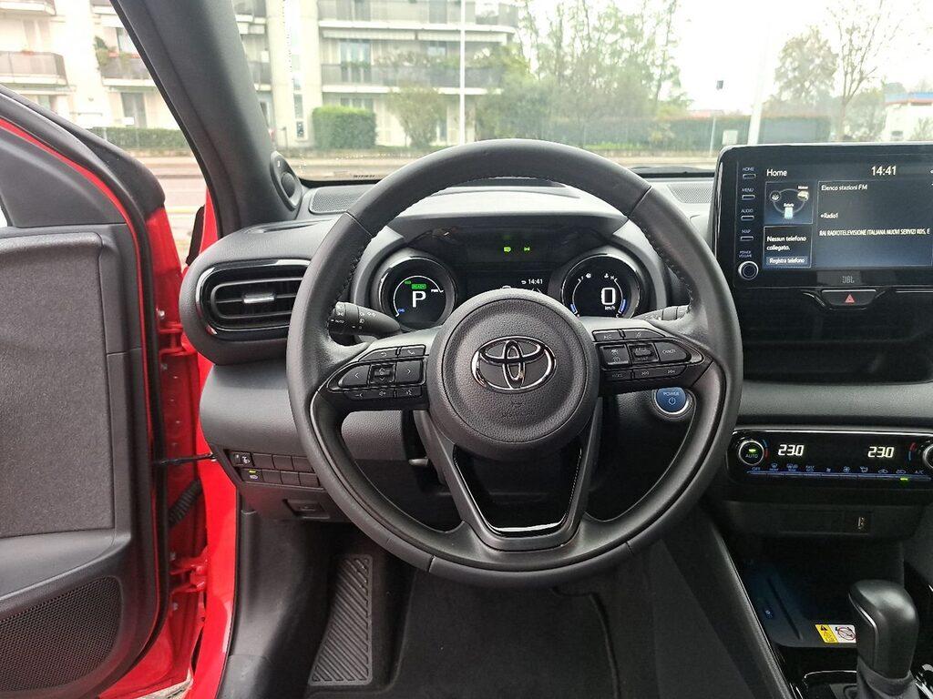Toyota Yaris 1.5 hybrid Premiere