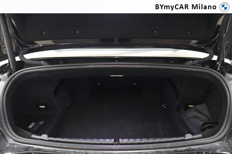 BMW Serie 8 840d Cabrio mhev 48V xdrive auto