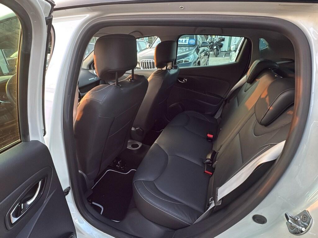 Renault Clio 5p 1.6 16v Monaco GP 200cv edc