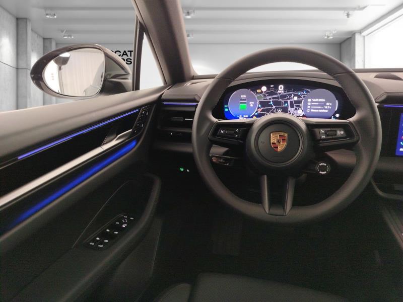 Porsche Macan 4