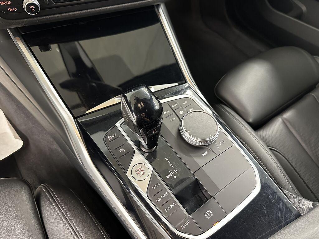 BMW Serie 3 318d Touring mhev 48V Msport auto