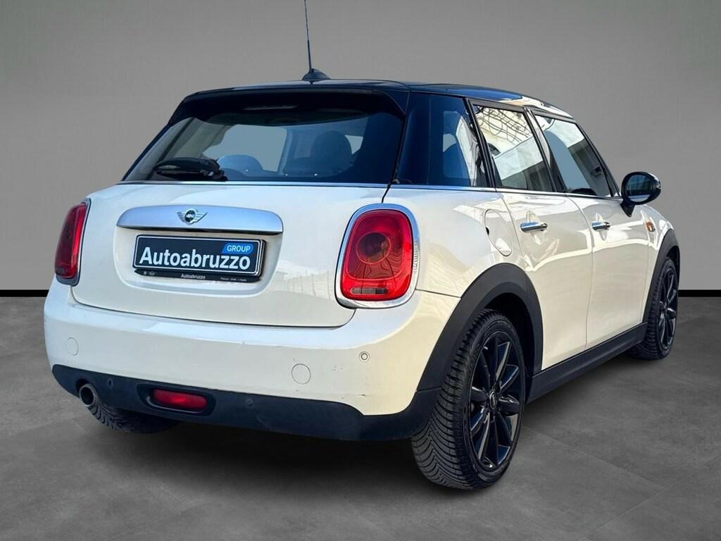 Mini Cooper D 1.5 D Cooper D Business XL Auto