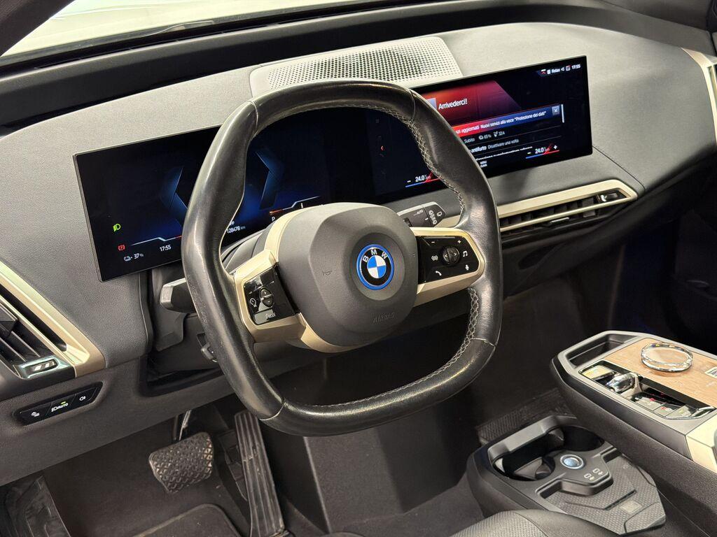 BMW iX xdrive40