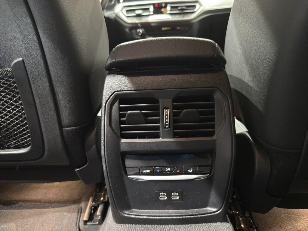 BMW Serie 3 320d Touring mhev 48V xdrive Business Advantage auto