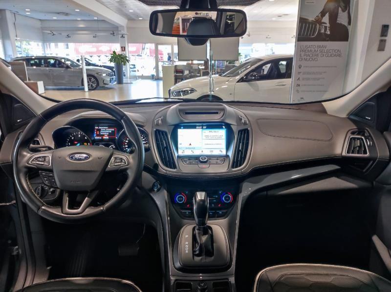 Ford Kuga 2.0 tdci Vignale s&s awd 180cv powershift my18