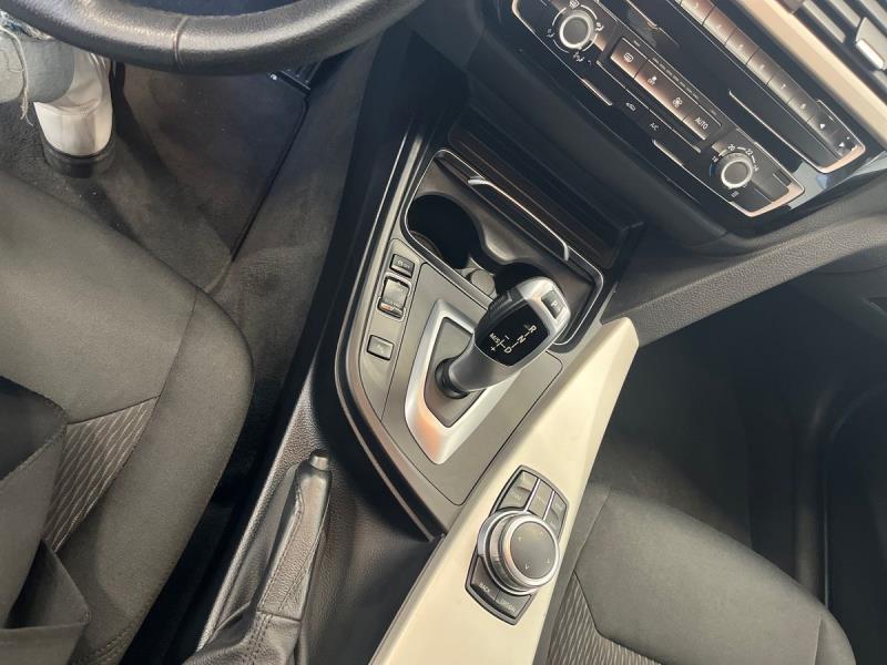 BMW Serie 3 318d Touring Business Advantage auto