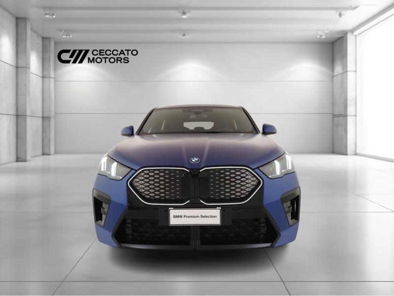 BMW iX2 xdrive 30