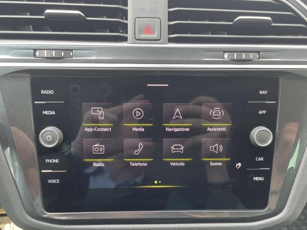 Volkswagen Tiguan 2.0 tdi scr Elegance 150cv dsg