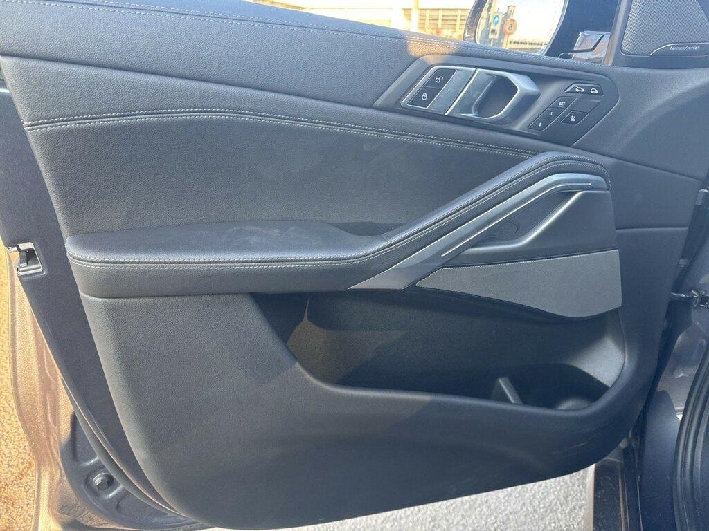 BMW X6 M50i auto