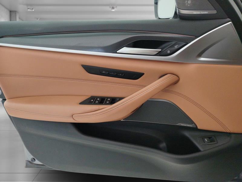 BMW Serie 5 530d Touring mhev 48V xdrive Msport auto