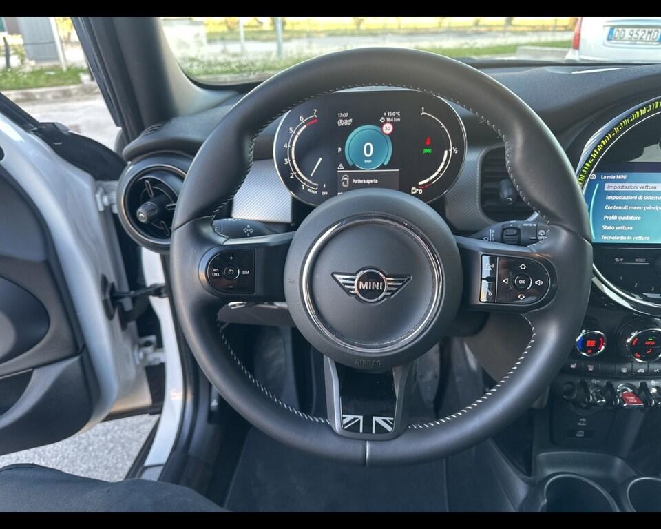 Mini Cooper 1.5 TwinPower Turbo Cooper Business DCT