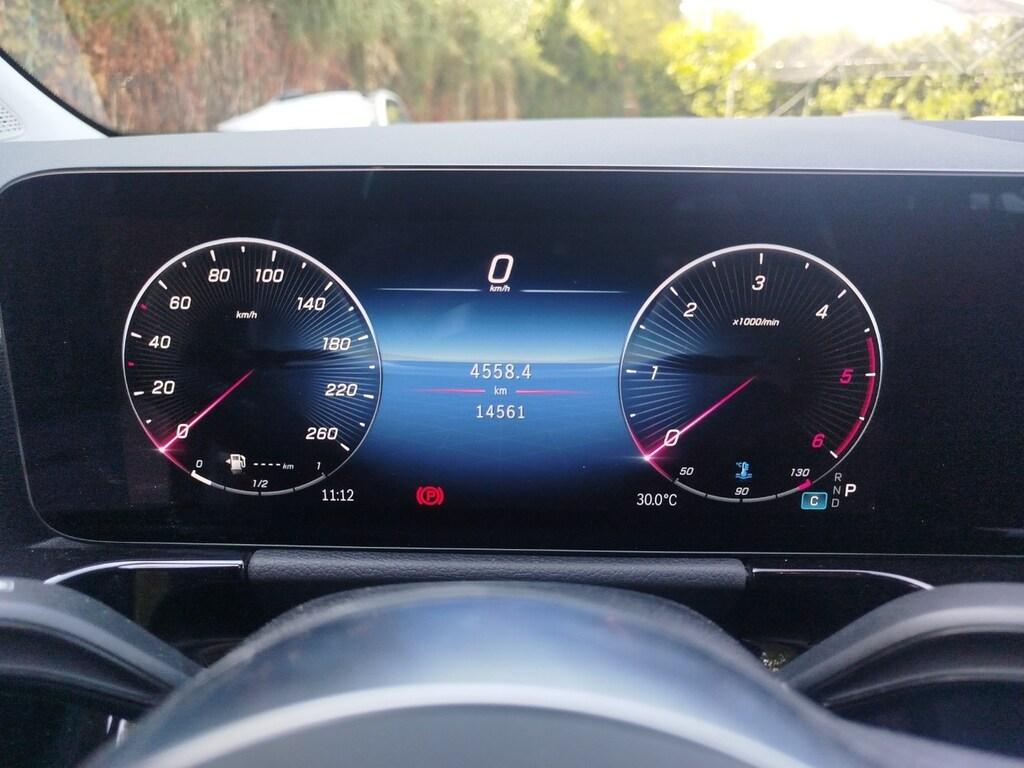 Mercedes GLA 180 d Progressive Advanced auto
