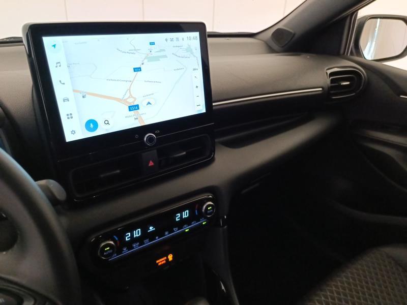 Toyota Yaris 1.5h 130 Lounge