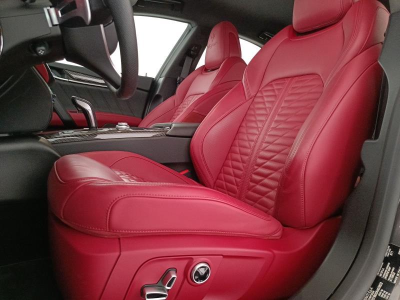 Maserati Ghibli 3.8 V8 Trofeo 580cv rwd auto