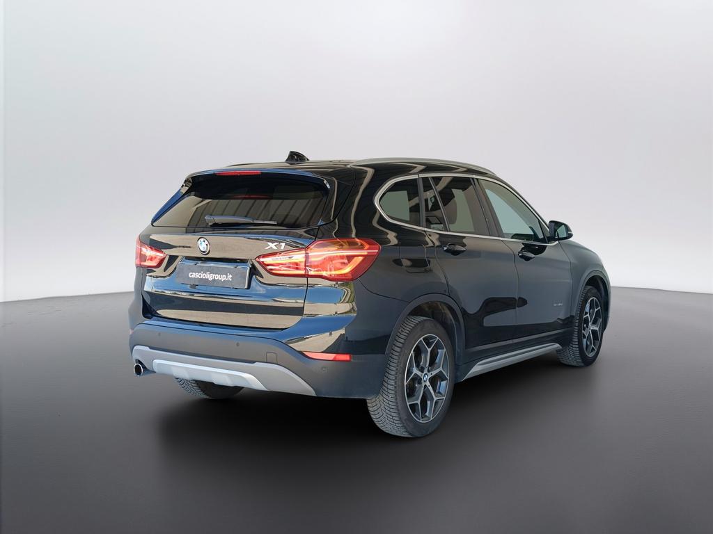 BMW X1 sdrive18d xLine auto my18