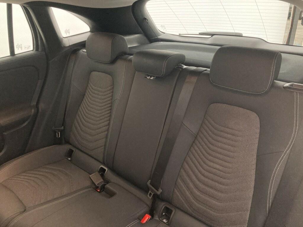 Mercedes GLA 180 d Progressive Advanced auto