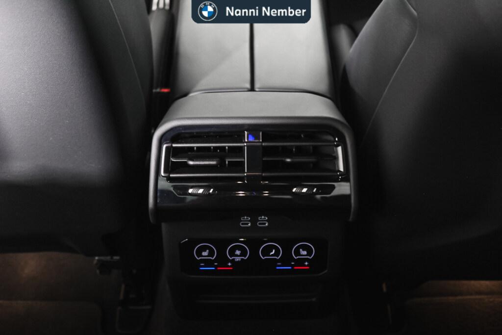 BMW M5 4.4 727cv auto