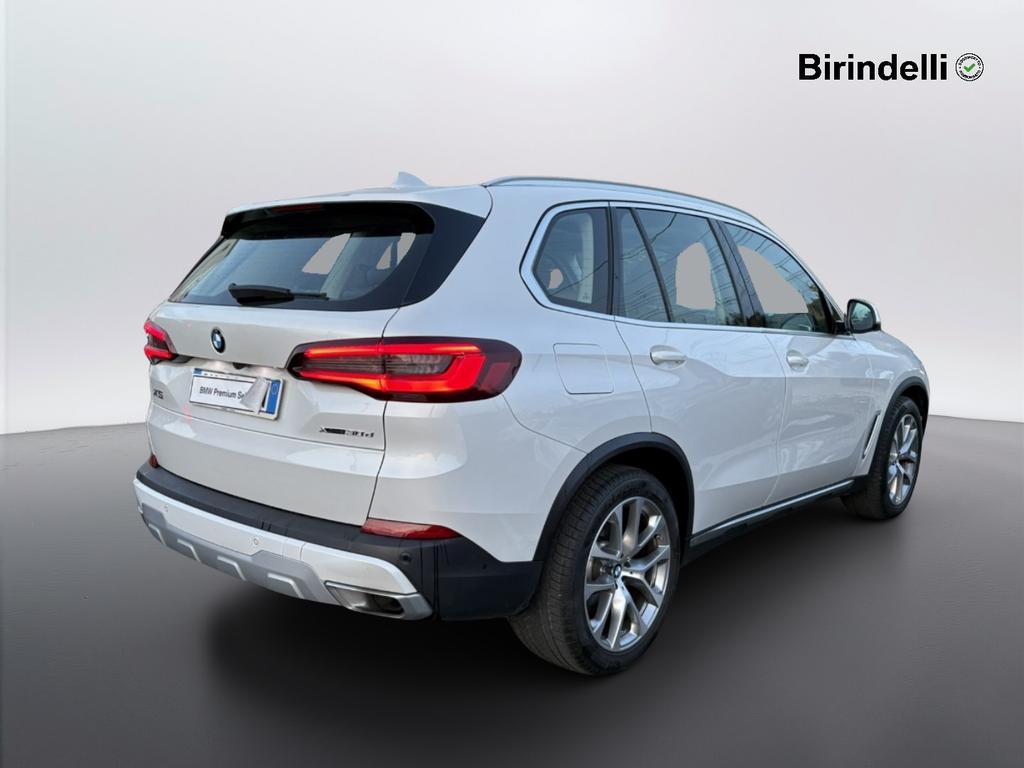 BMW X5 xdrive30d mhev 48V xLine auto