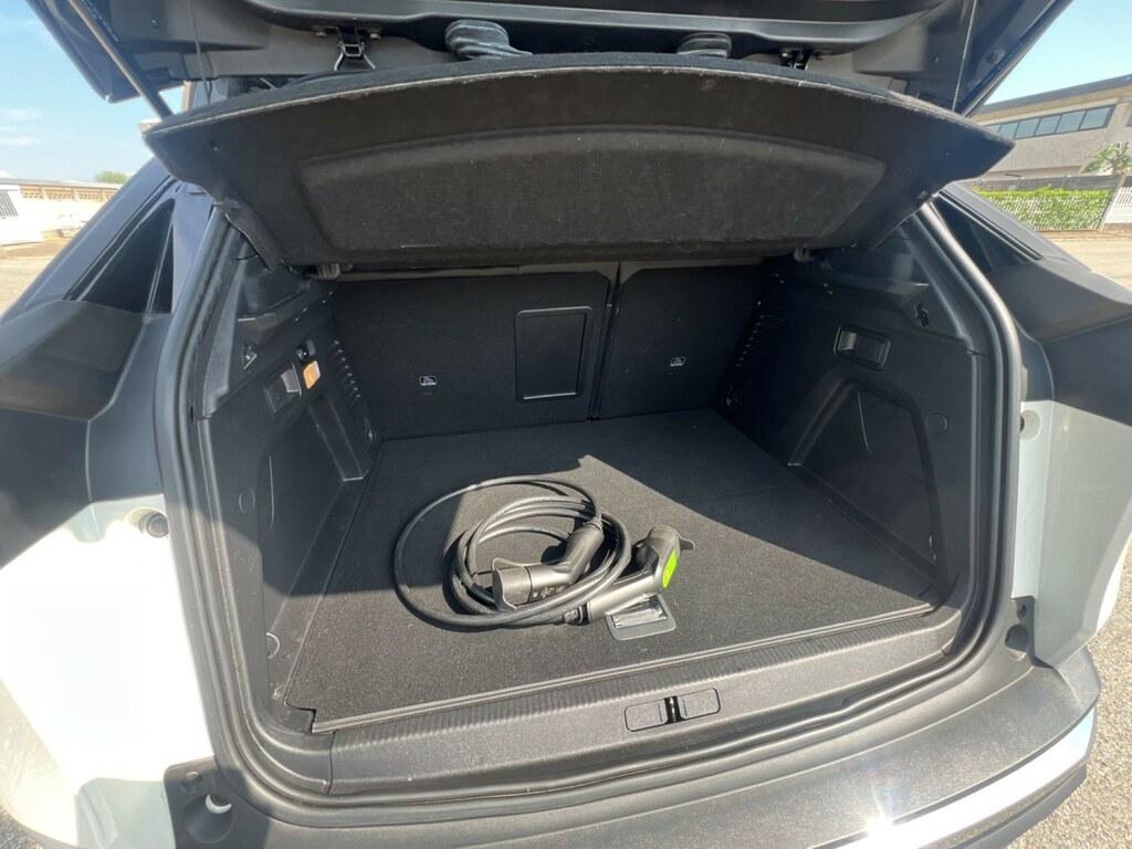 Peugeot 3008 1.6 hybrid Allure Pack 225cv e-eat8