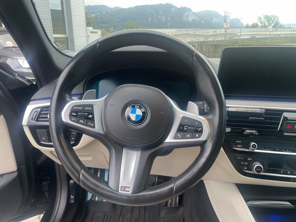 BMW Serie 5 530d Touring mhev 48V xdrive Msport auto