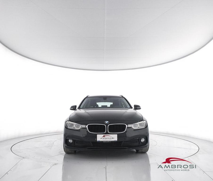 BMW Serie 3 318d Touring Business Advantage auto