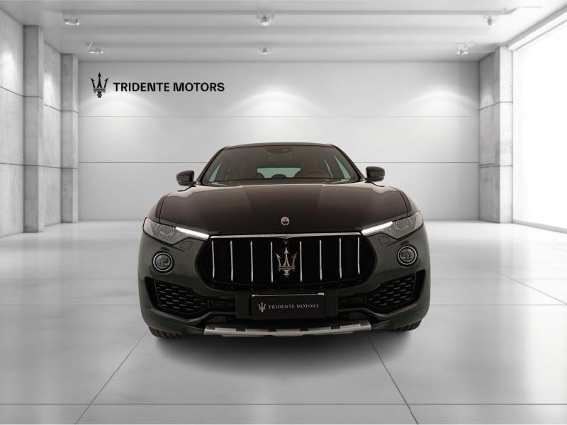 Maserati Levante 3.0 V6 430cv auto