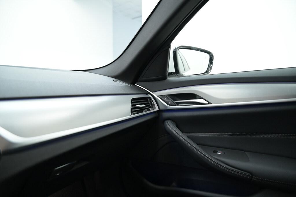 BMW Serie 5 520d Touring mhev 48V xdrive Msport auto