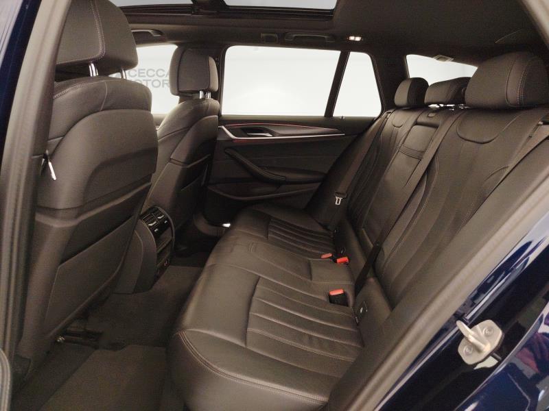 BMW Serie 5 530d Touring mhev 48V xdrive Business auto