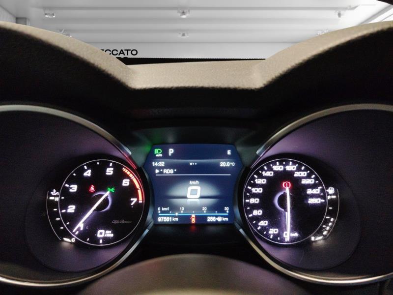 Alfa Romeo Stelvio 2.0 t Executive Q4 280cv auto