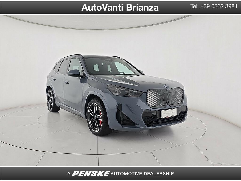 BMW iX1 edrive 20 X-Line