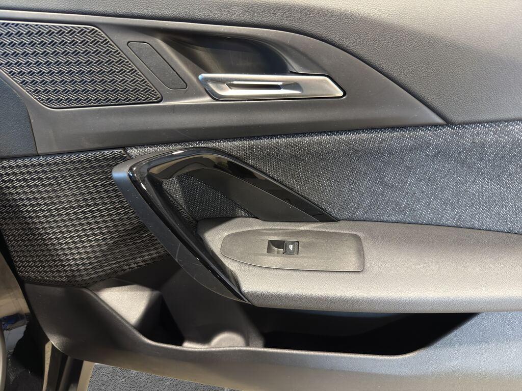 BMW X1 xdrive23i mhev 48V auto