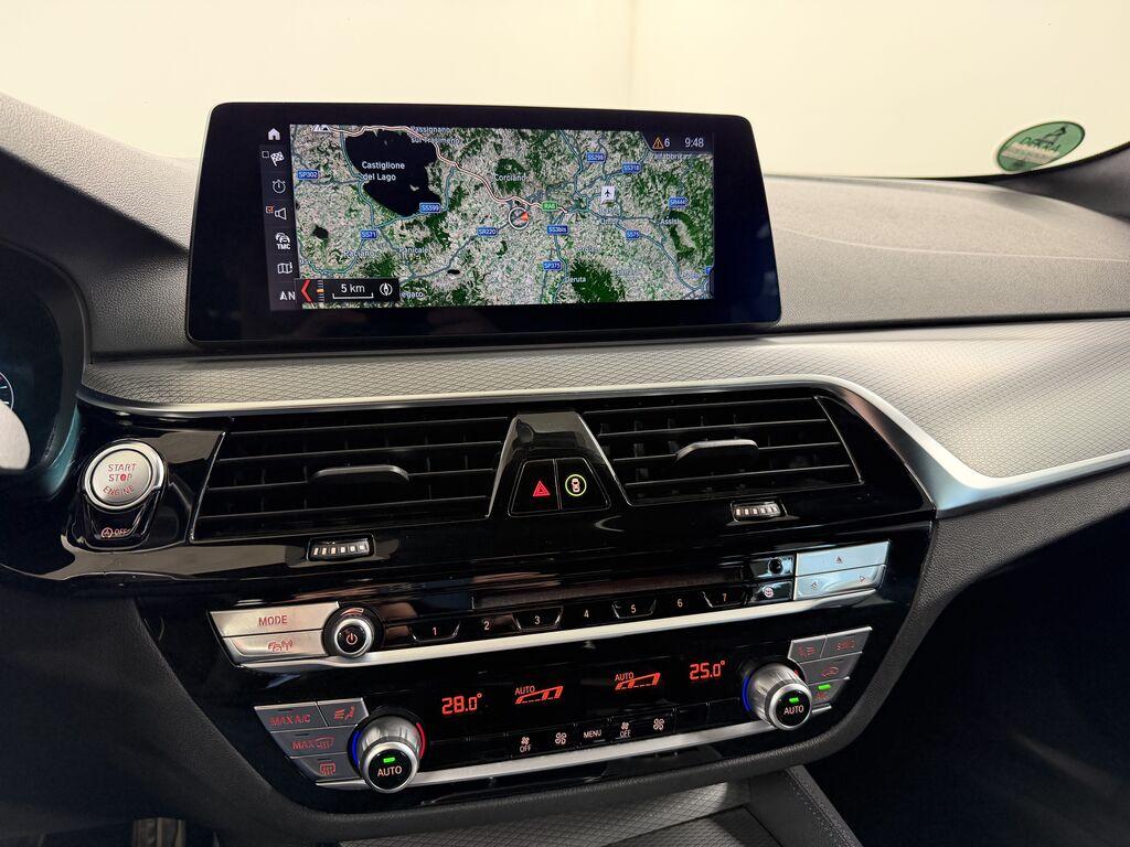 BMW Serie 5 518d Touring Msport auto