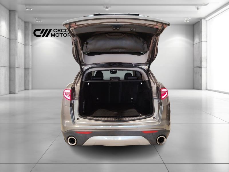 Alfa Romeo Stelvio 2.0 t Executive Q4 280cv auto