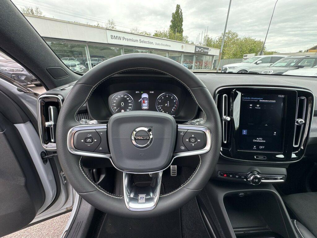 Volvo XC40 1.5 T3 R-design 163cv auto my21
