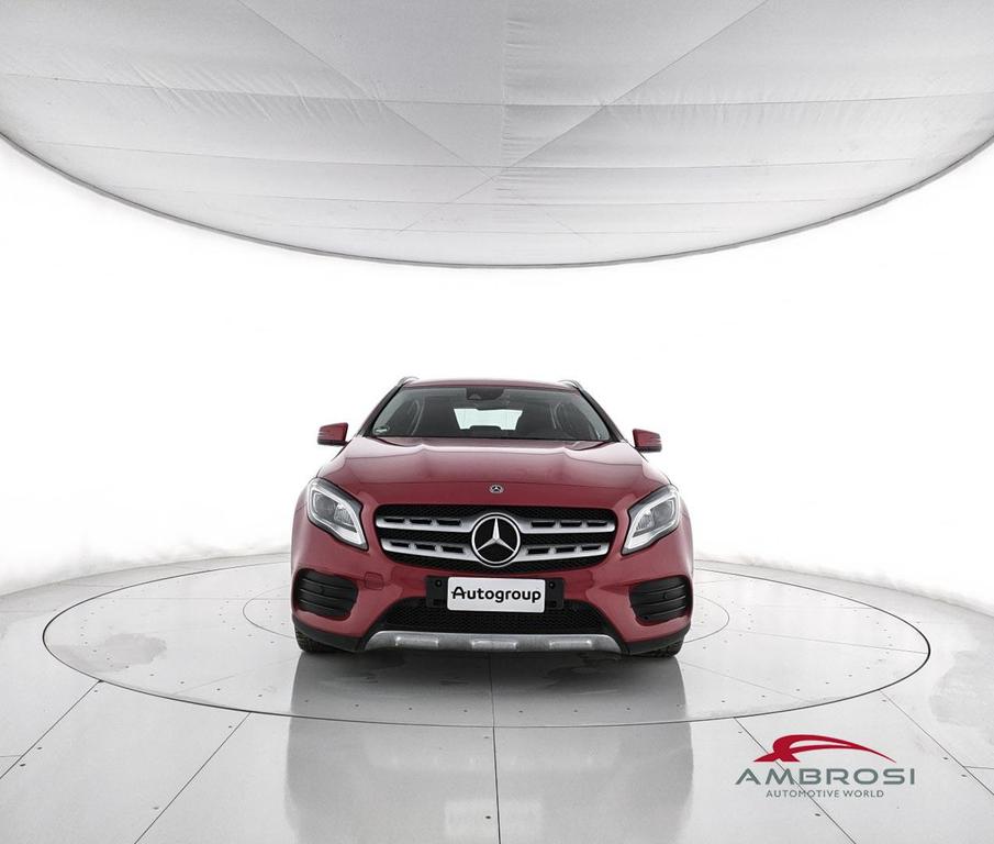 Mercedes GLA 200 Premium auto